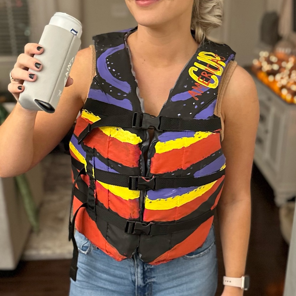 Alan Jackson costume life jacket